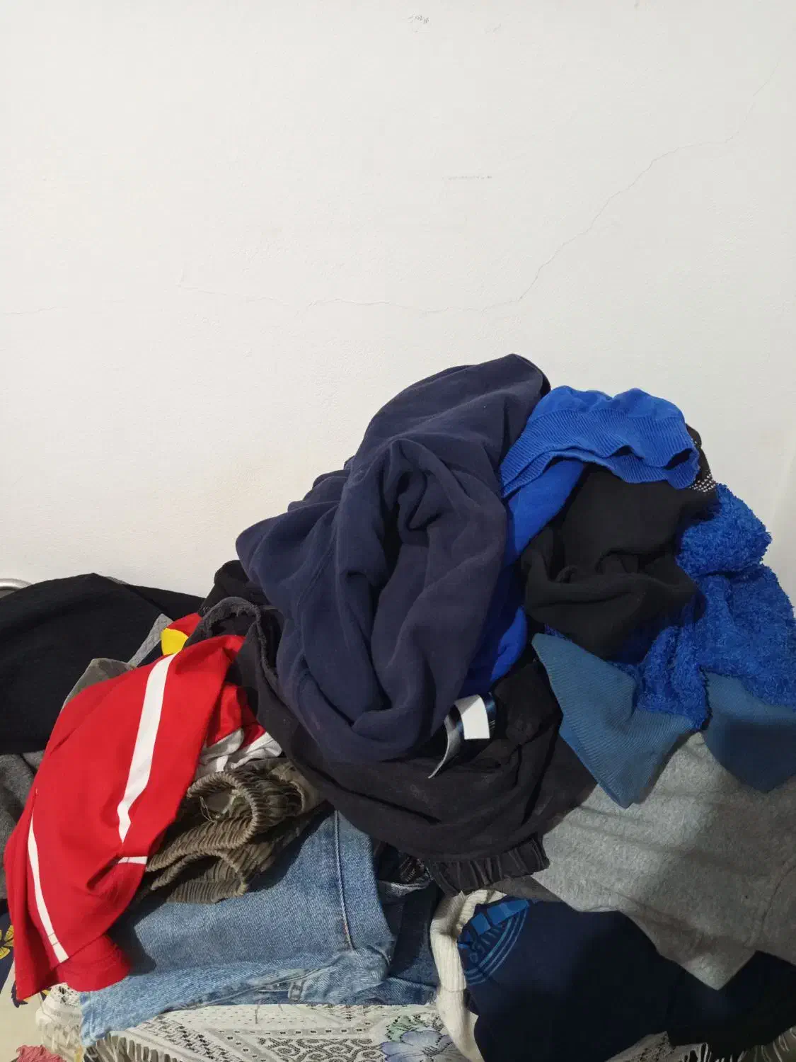 لباس تعداد زیاد فروش کیلویی|عمدهفروشی|سلمانشهر, |دیوار