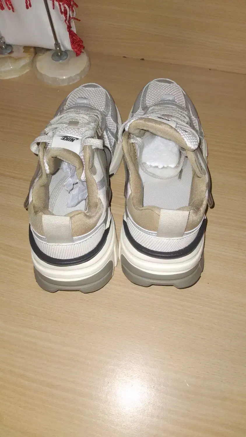 کتونی نایکی Nike V2K Run|کیف، کفش، کمربند|تهران, پونک|دیوار