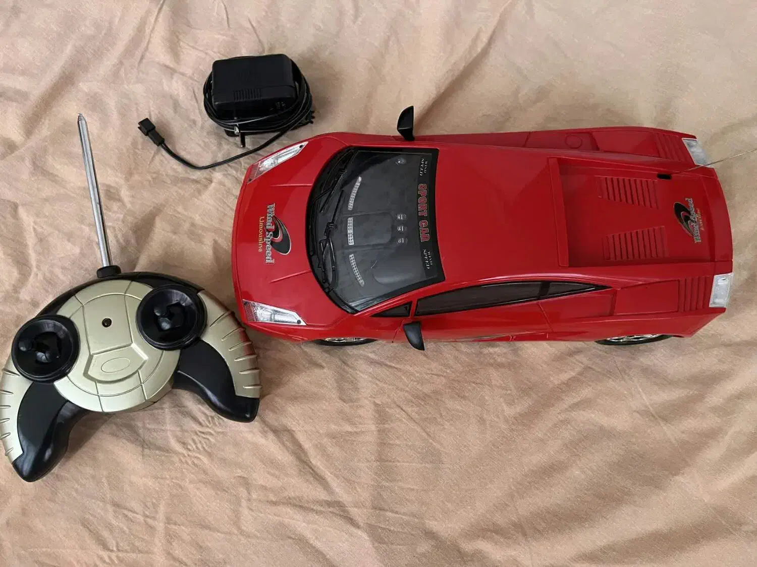 ماشین کنترلی نو|اسباب‌‌بازی|قم, بکایی|دیوار