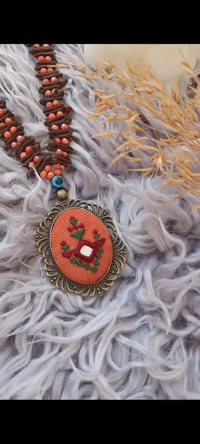 ست گردنبند و رو مانتویی و آویز ماشین میخک|بدلیجات|بمپور, |دیوار