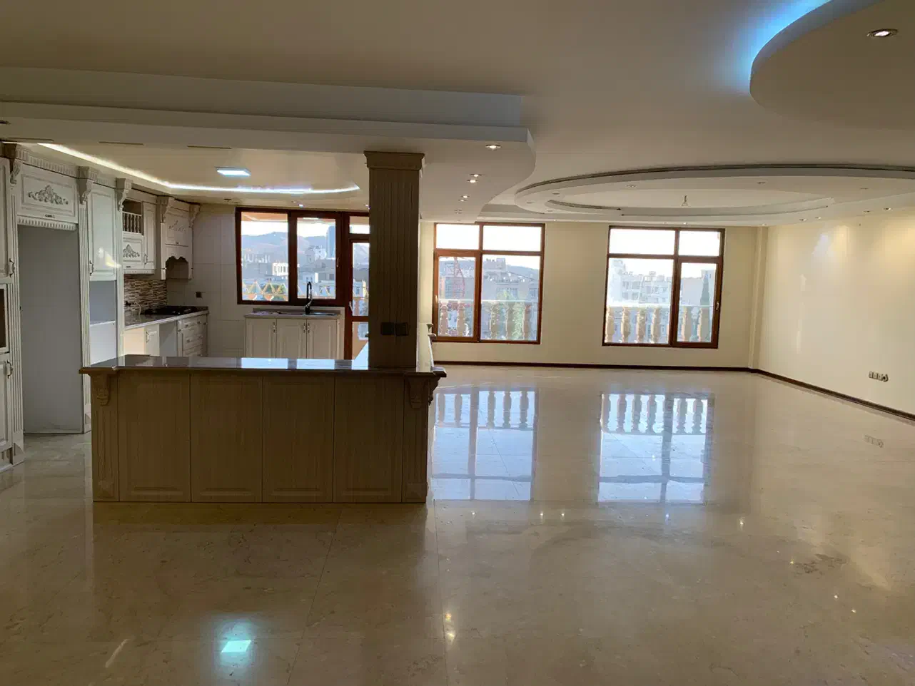 ۲۰۰متر*۲پارکینگ باکس*۸ساله / ویوابدی قلب فلکه دوم