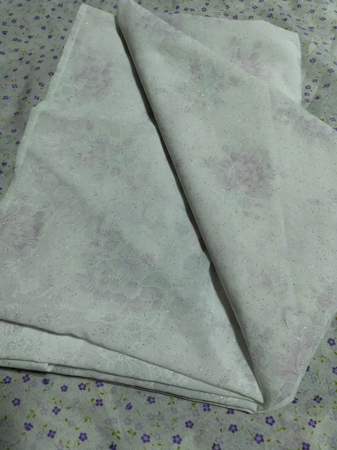 چادر عروس|لباس|قم, شهرک مهدیه (مدرس)|دیوار