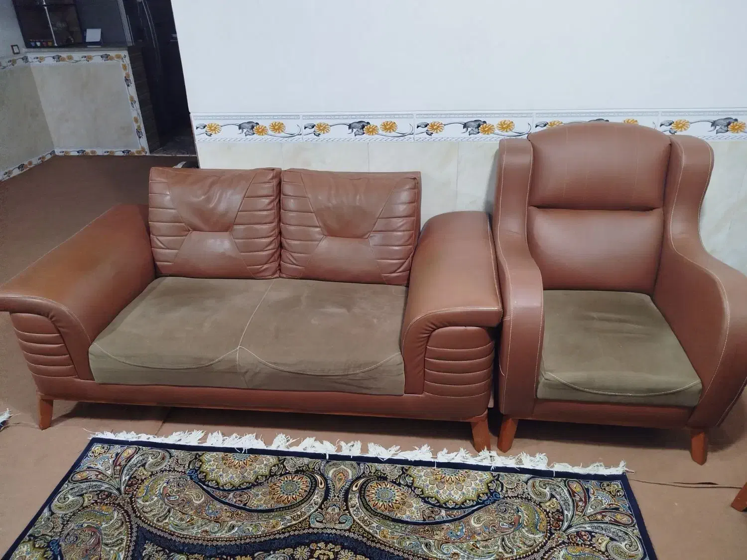 مبل راحتی 7 نفره چرمی|مبلمان خانگی و میز عسلی|همدان, |دیوار