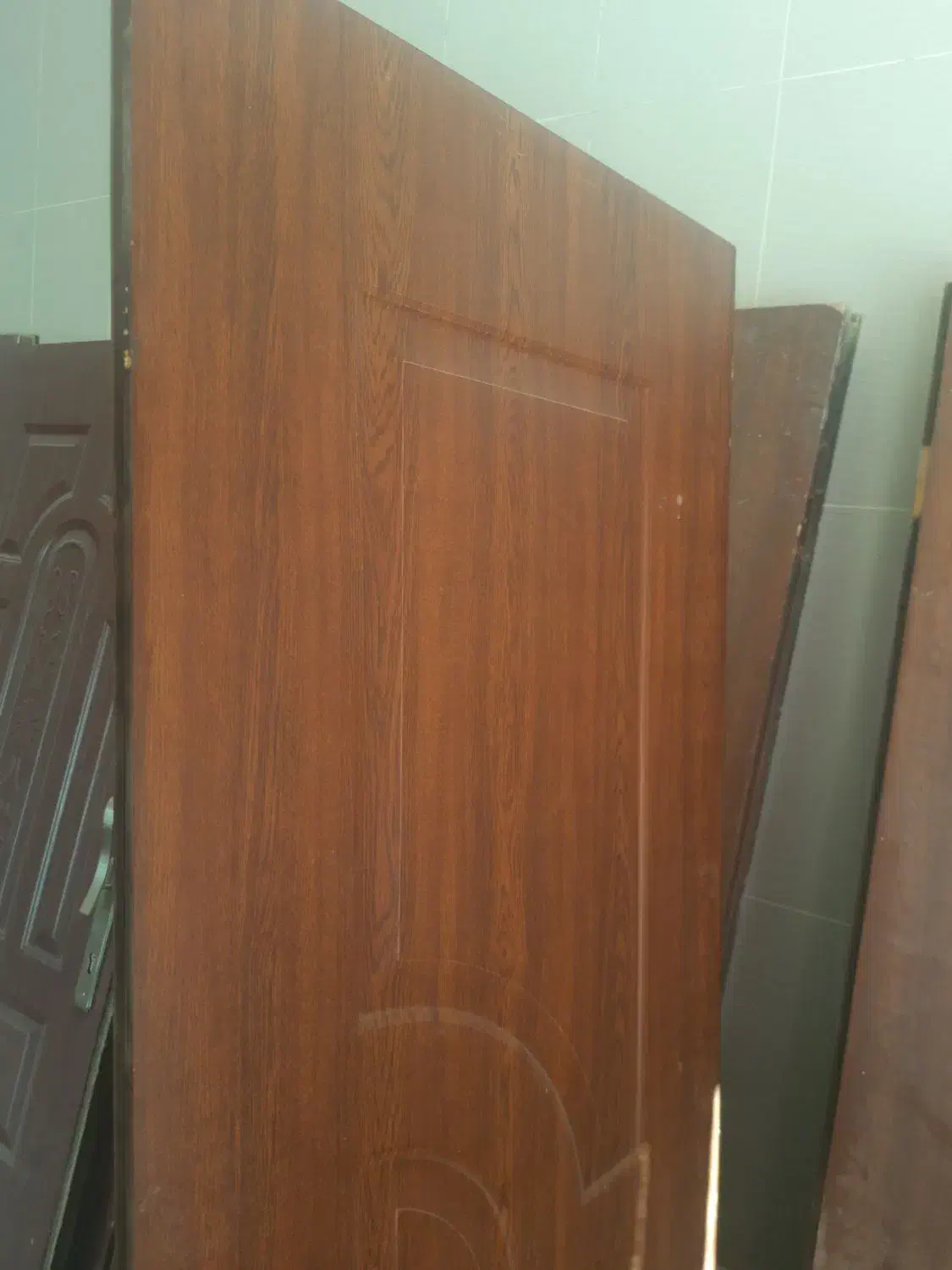 درب چوبی دو تیکه در حد نو|مصالح و تجهیزات ساختمان|اصفهان, ناژوان|دیوار