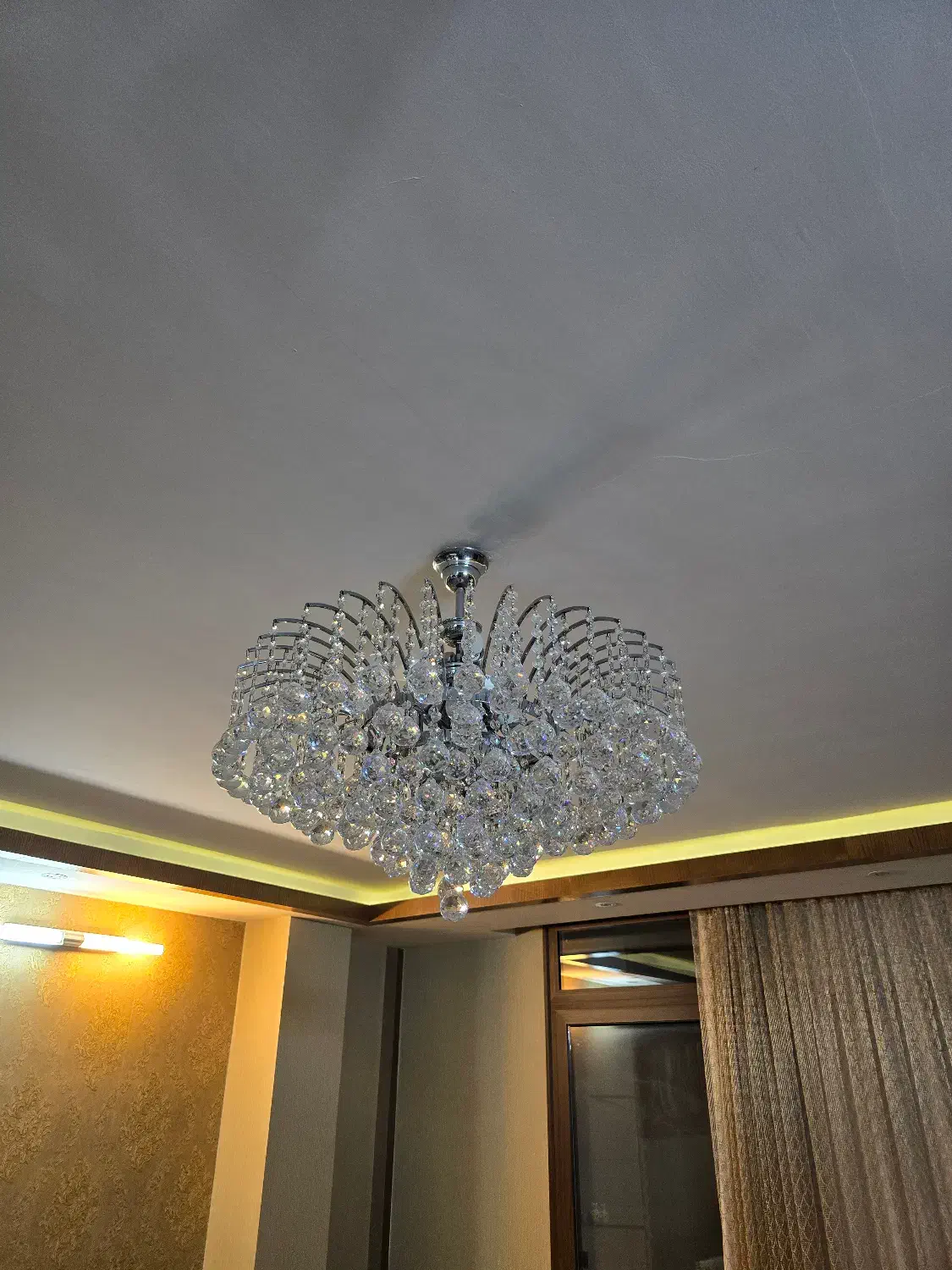 لوستر کریستالی با بهترین متریال وقابلیت تغییر مدل|لوستر و چراغ آویز|اصفهان, ملکشهر|دیوار