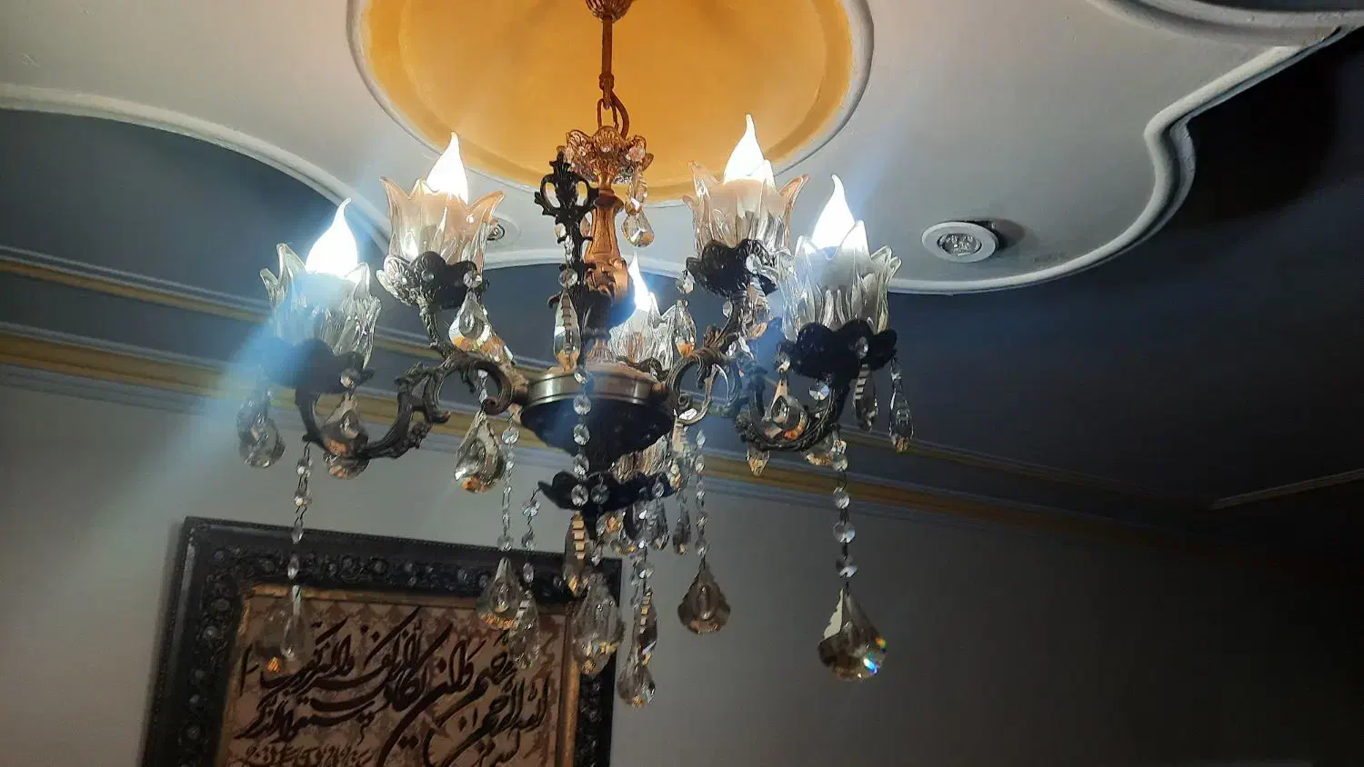 لوستر برنجی|لوستر و چراغ آویز|قرچک, مهدیه|دیوار