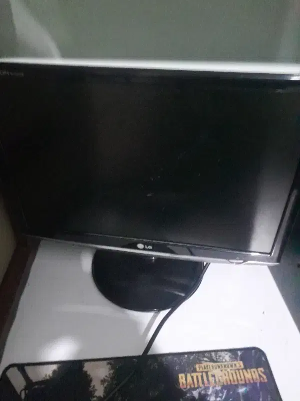 مانیتور سالمه|قطعات و لوازم جانبی رایانه|ایلخچی, |دیوار