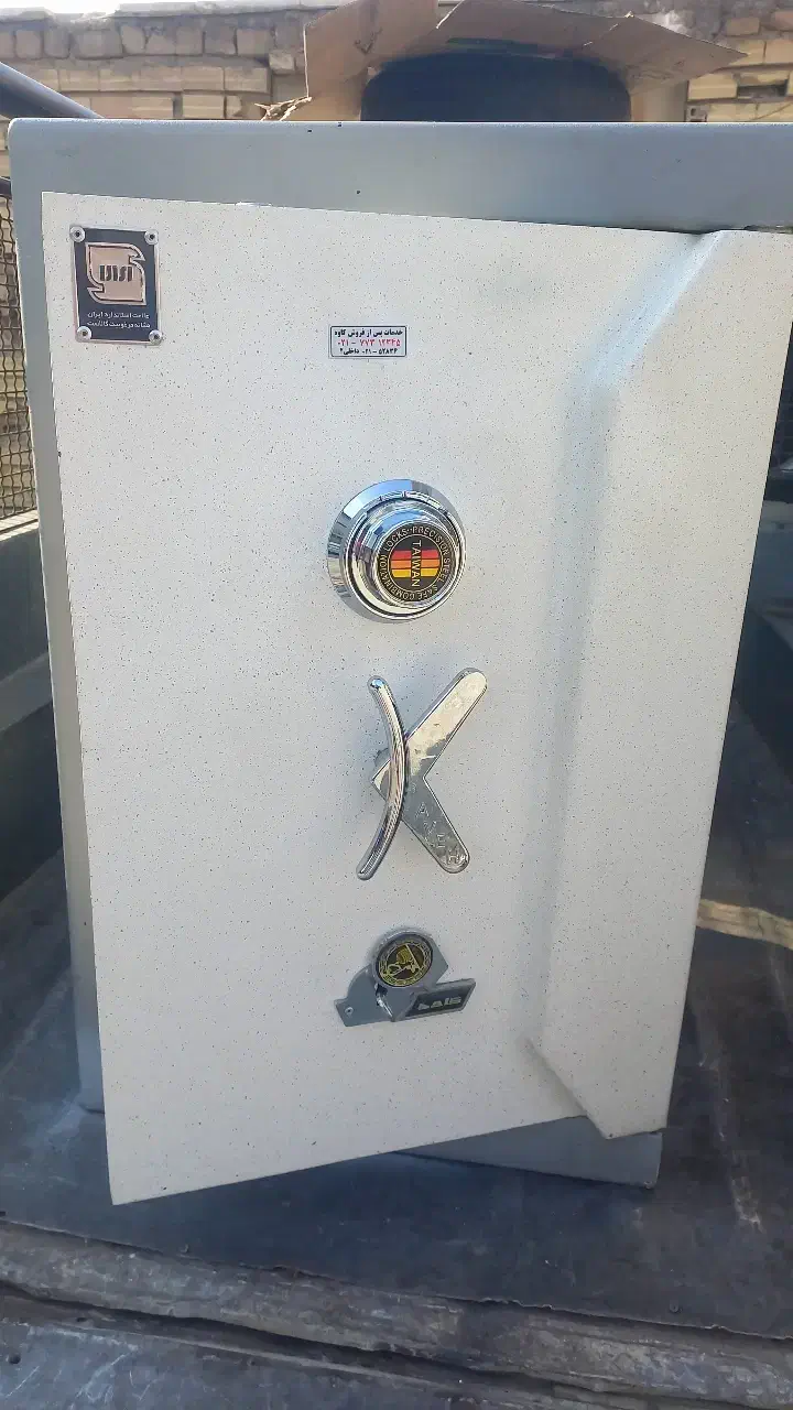 فروش یک عدد گاوصندوق کاوه مدل ۸۲۰رمزدار درحدنو|ابزارآلات|تهران, پردیسان|دیوار
