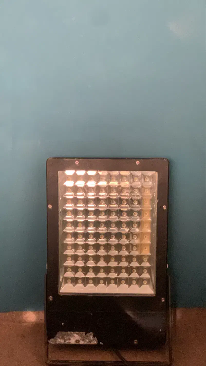 پروژکتور ال ای دی بزرگ|لامپ و چراغ|چالوس, |دیوار