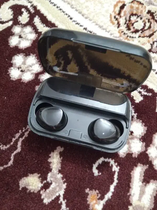 ایرپاد|لوازم جانبی موبایل و تبلت|کاشان, کارگر|دیوار