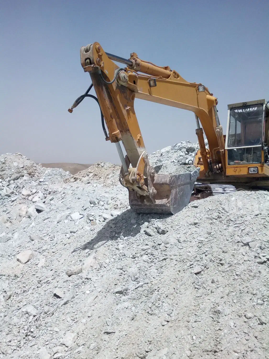 بیل مکانیکی|خدمات پیشه و مهارت|بروجرد, |دیوار