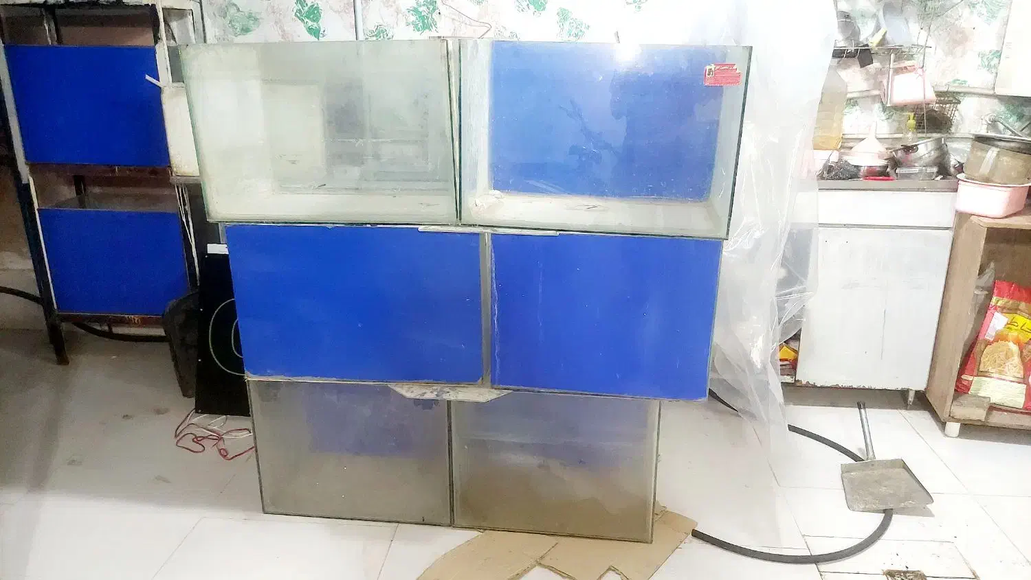 پایه اکواریوم ویترینی|ماهی|شهریار, کهنز|دیوار