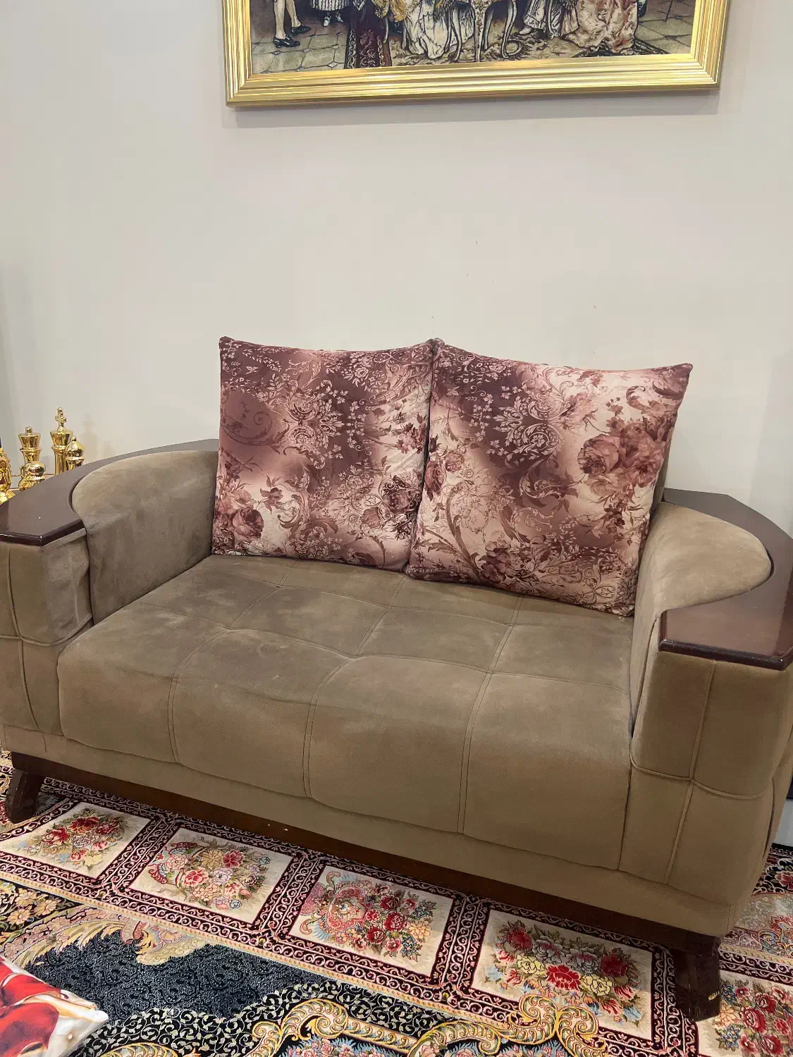 مبلمان|مبلمان خانگی و میز عسلی|شاهرود, |دیوار