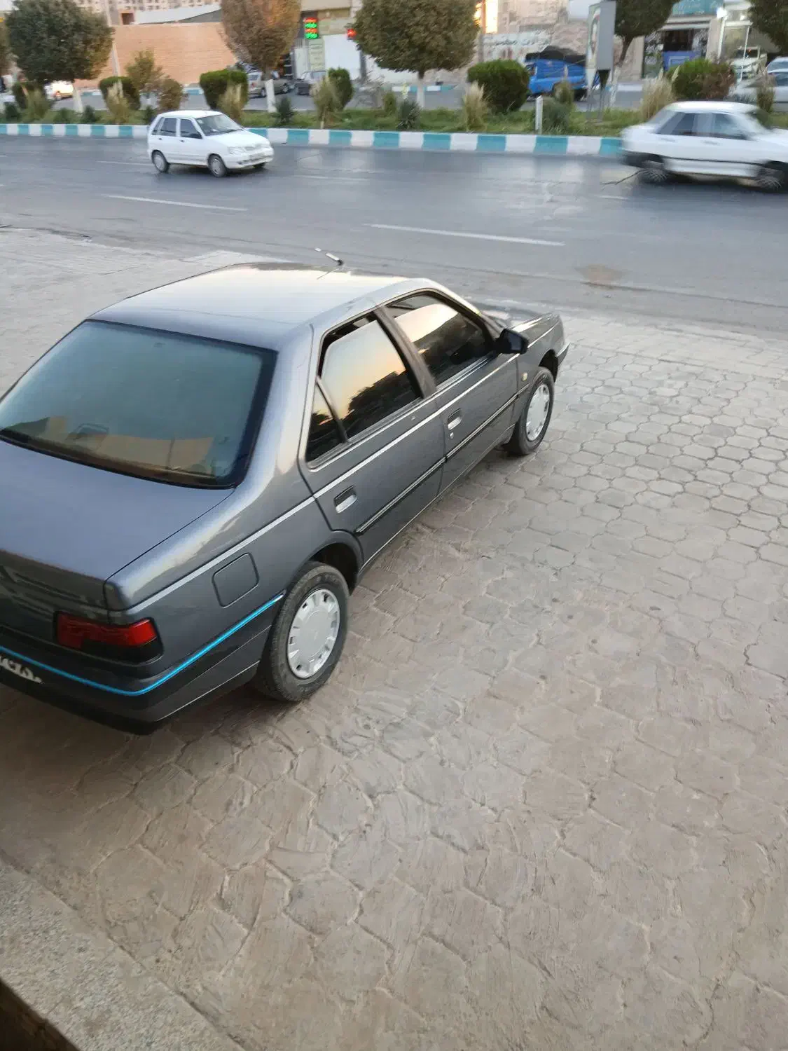 ۴۰۵ دوگانه کارخانه مدل ۹۸|خودرو سواری و وانت|حمیدیا, |دیوار