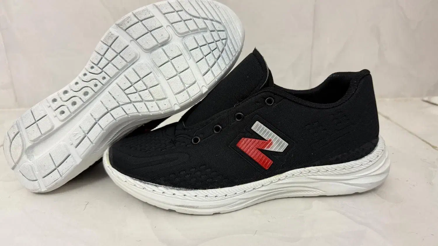 کفش راحتی دخترانه مردانه|کیف، کفش، کمربند|مراغه, |دیوار