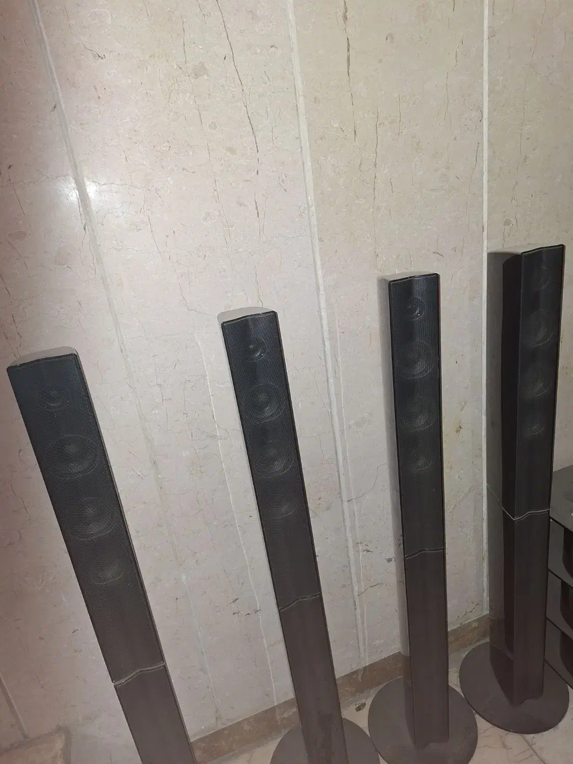 باند تلویزیون|سیستم صوتی خانگی|تهران, نیروی هوایی (پیروزی)|دیوار