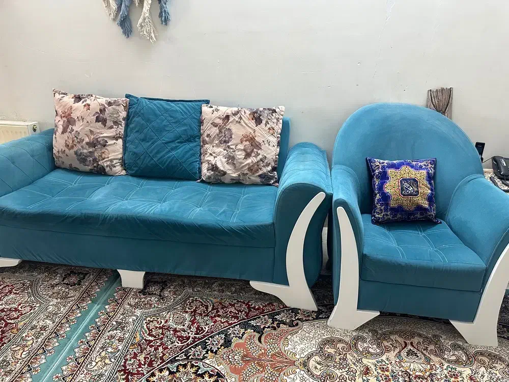 میز|مبلمان خانگی و میز عسلی|نیشابور, گمنام غربی|دیوار