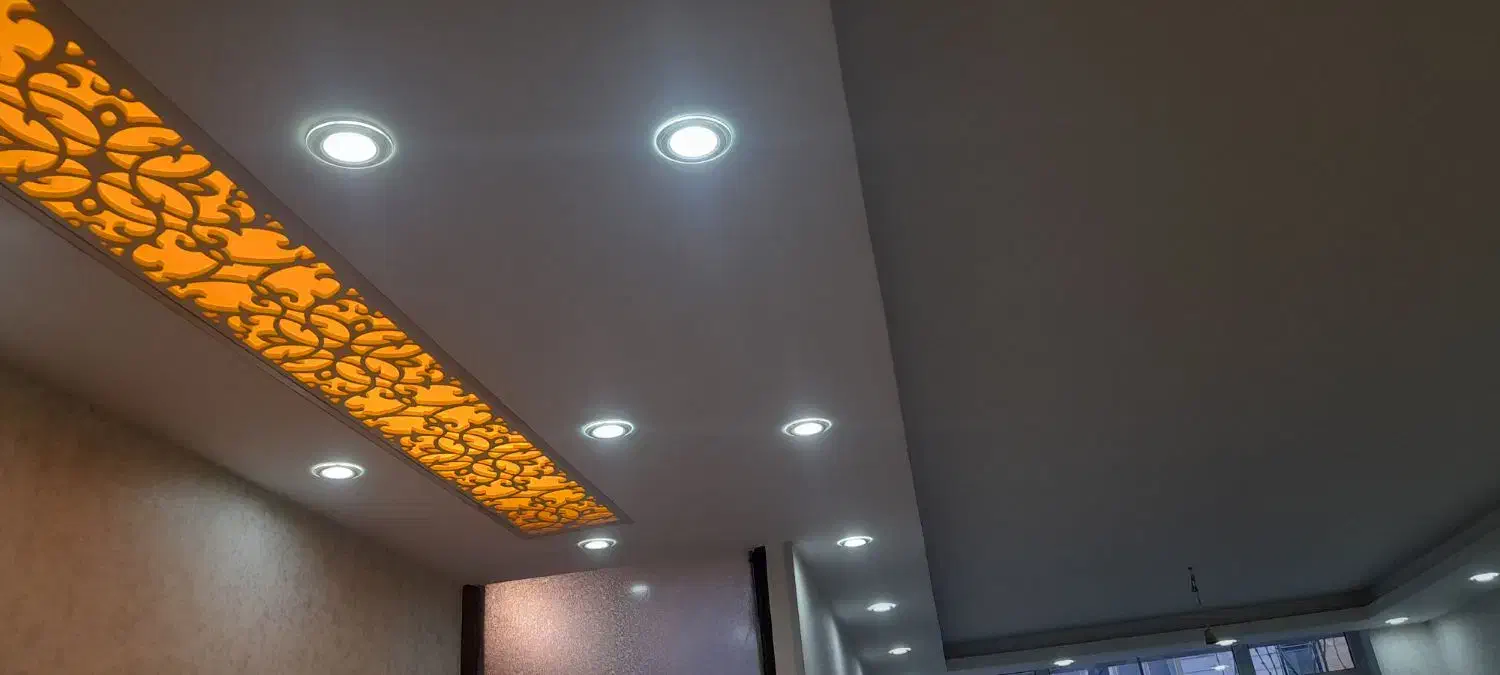 برق کار / برقکار / تعمیرات برق / برق صنعتی|خدمات پیشه و مهارت|اراک, |دیوار