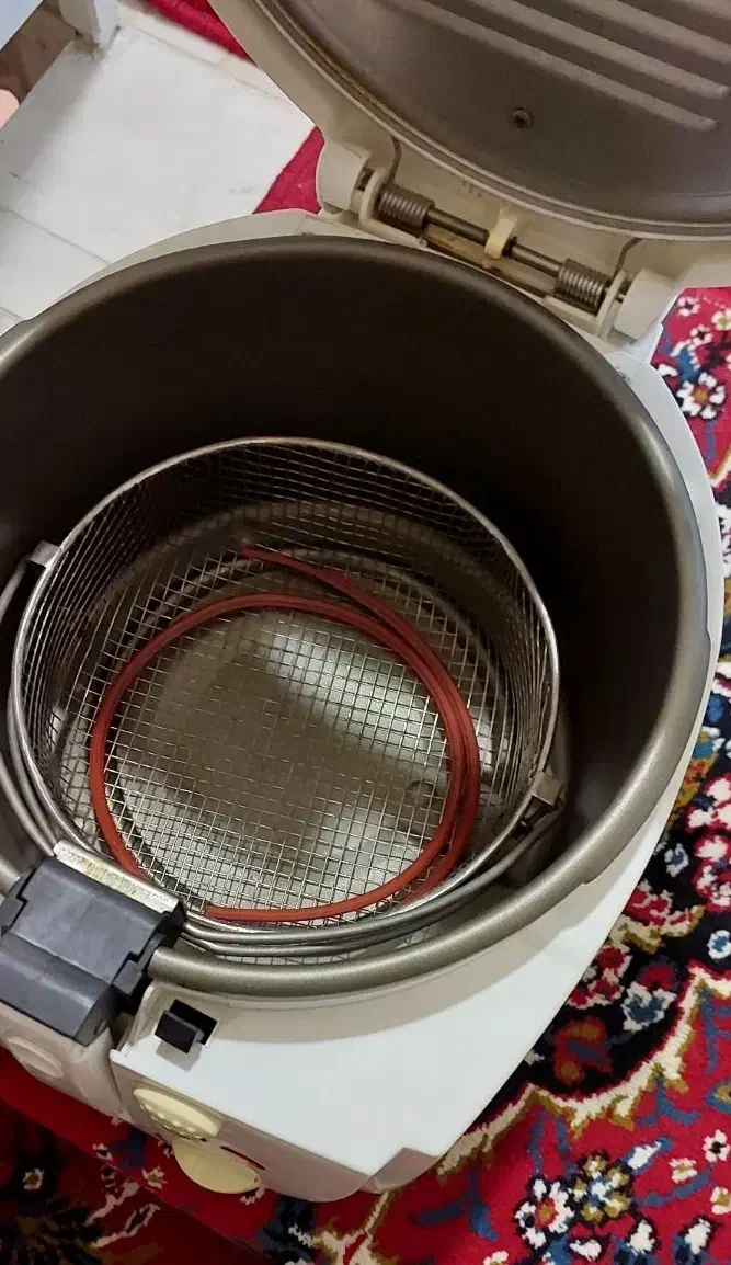 سرخ کن|اجاق گاز و لوازم برقی پخت‌وپز|قم, شاه سید علی|دیوار