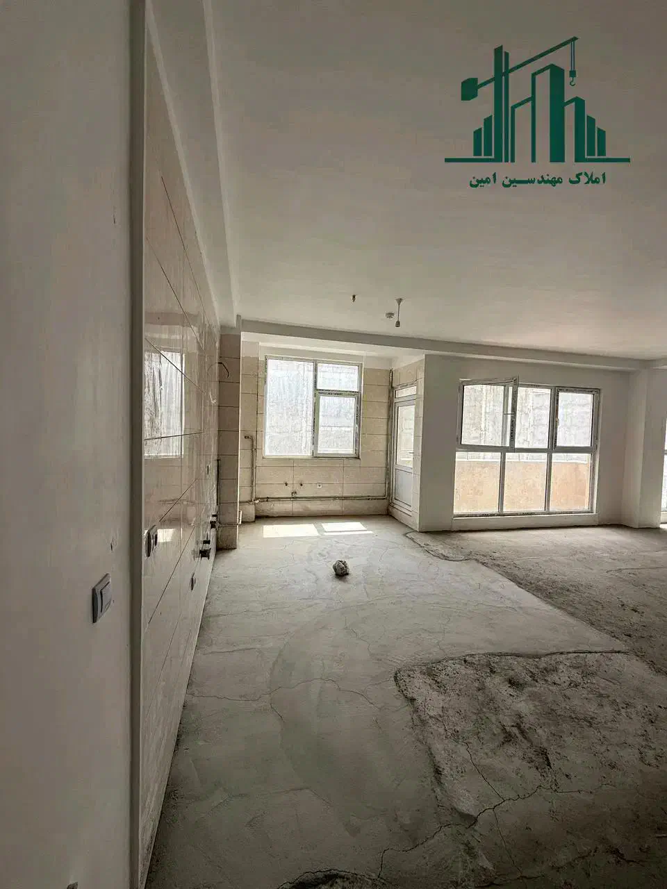 فروش آپارتمان ۱۶۰ متری ۳ خوابه نوساز خام در شریعتی|فروش آپارتمان|اردبیل, |دیوار