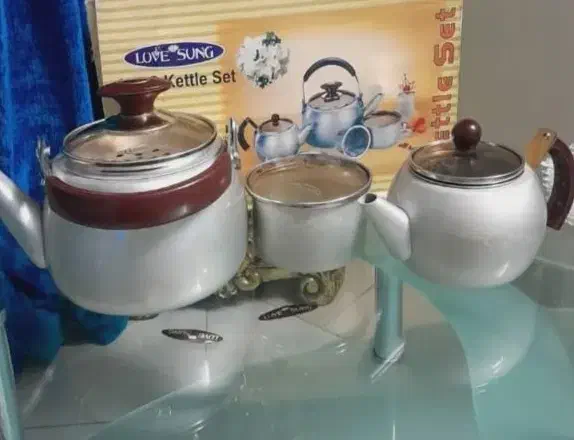 معاوضه کتری قوری|قوری، کتری، قهوهساز دستی|قم, گذر قلعه|دیوار