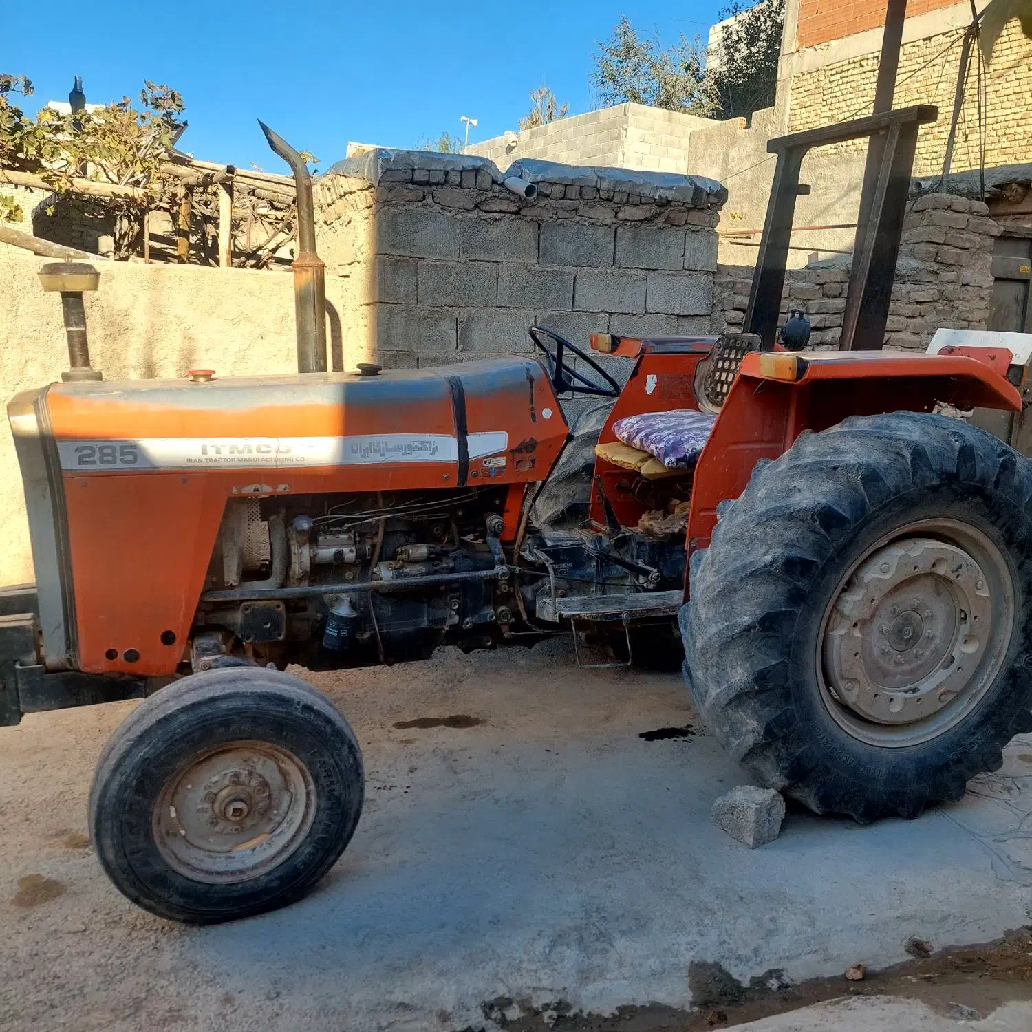 تراکتور مدل ۲۸۵ مدل ۱۳۸۴|خودرو سنگین|بجنورد, |دیوار
