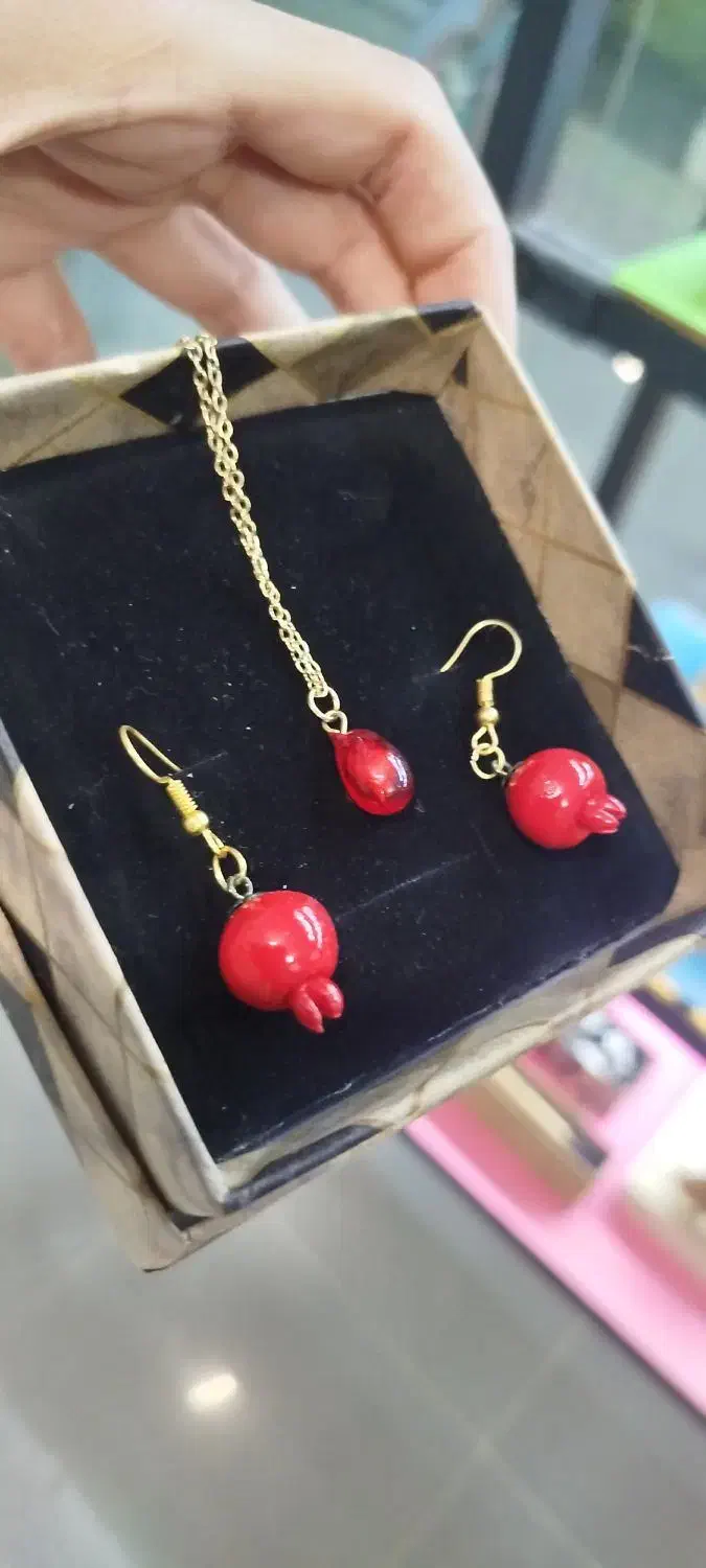 یلدایی|بدلیجات|فولادشهر, A2|دیوار