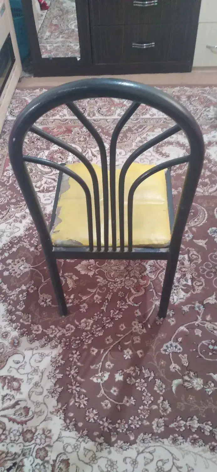 ۲عددصندلی|دفتر کار|قوچان, |دیوار