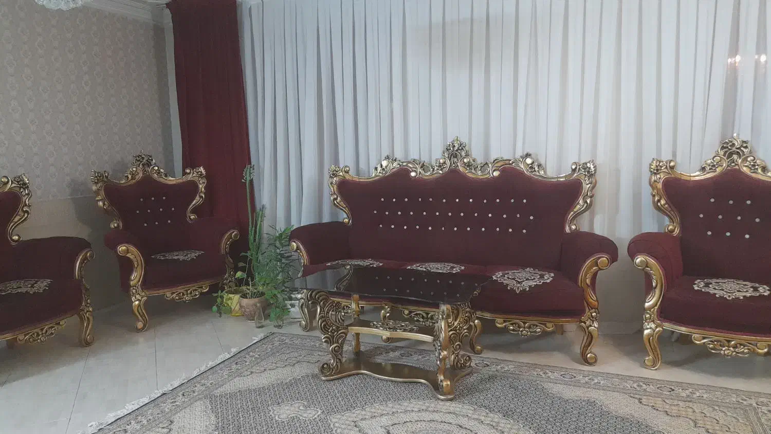 مبل سلطنتی|مبلمان خانگی و میز عسلی|کوهسار (البرز), |دیوار