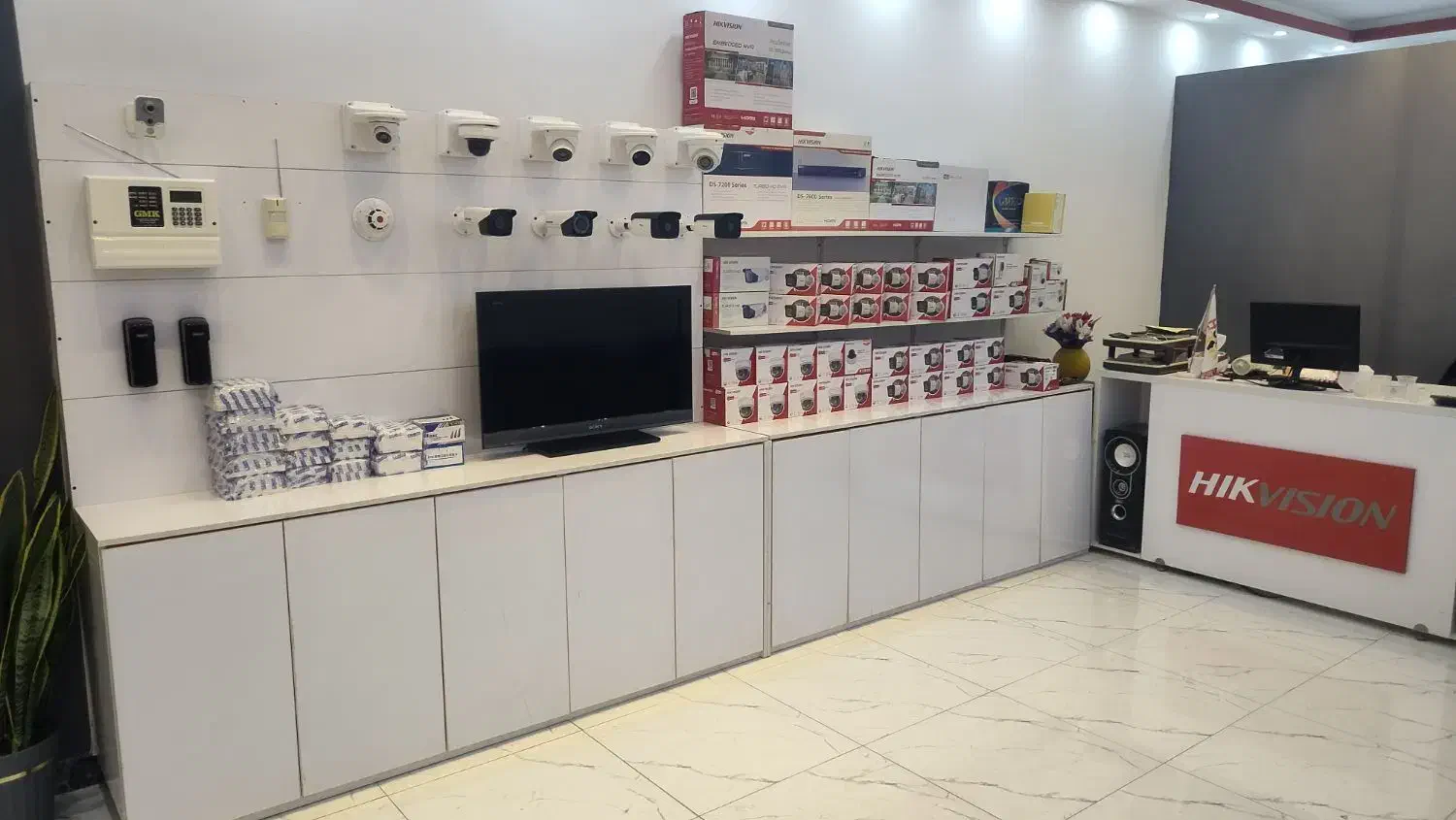 دکور مغازه|فروشگاه و مغازه|شیراز, آزادگان|دیوار