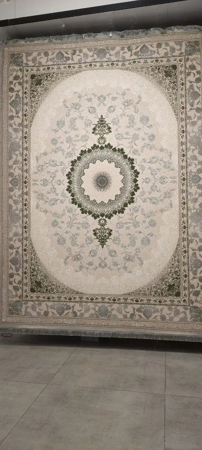 قالی نو|فرش|شاهین‌شهر, عطار|دیوار