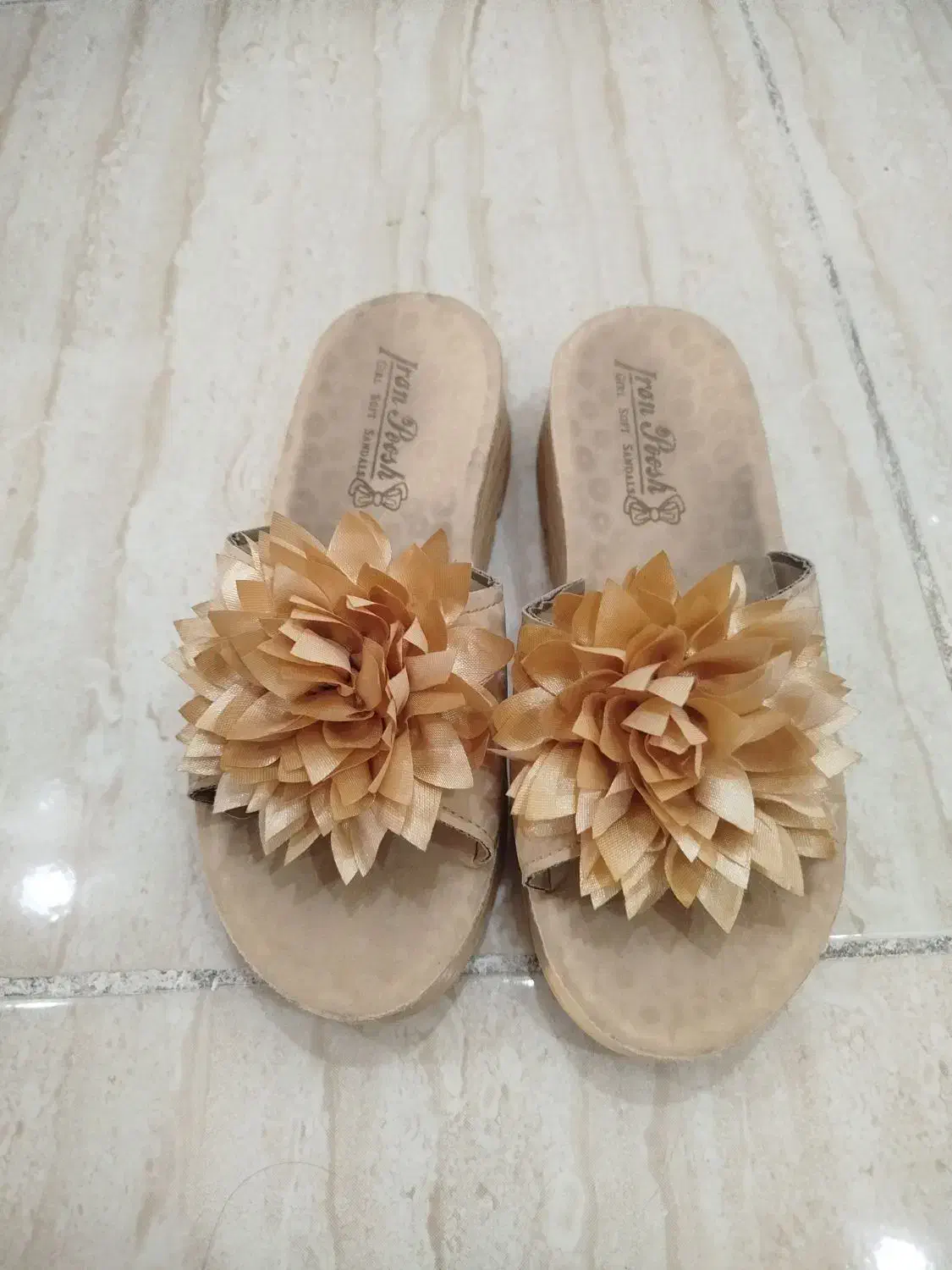 دمپایی دخترانه|کیف، کفش، کمربند|پاکدشت, پاکدشت (مامازند)|دیوار