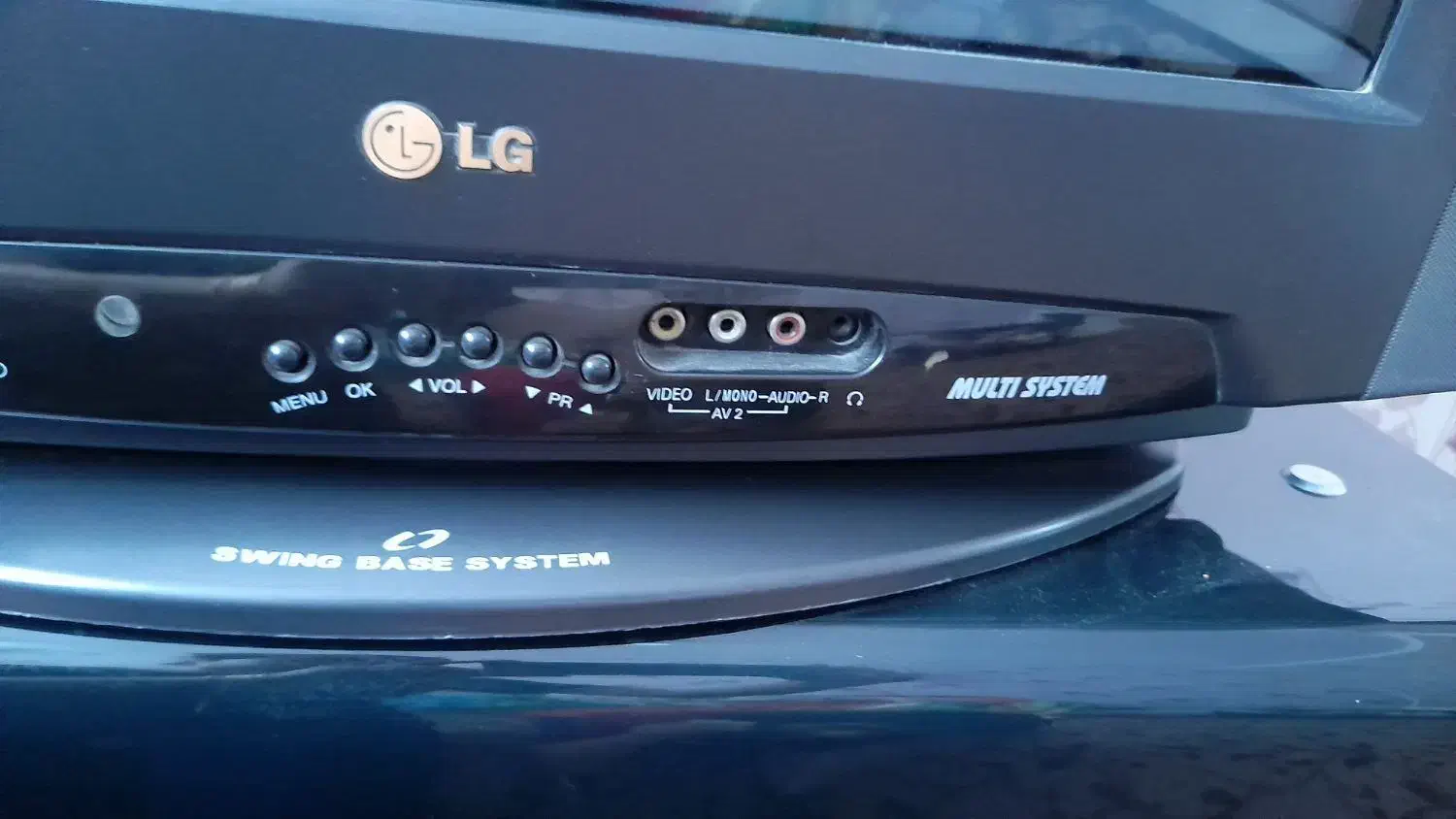 تلویزیون ال جی|تلویزیون و پروژکتور|صدرا-فارس, فاز ۱|دیوار