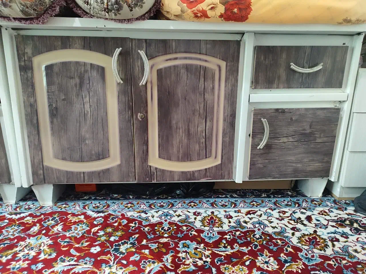 تختخواب دو نفره کمد زیر رختخوابی کوه چنار قایمیه|تخت و سرویس خواب|کوه چنار, |دیوار