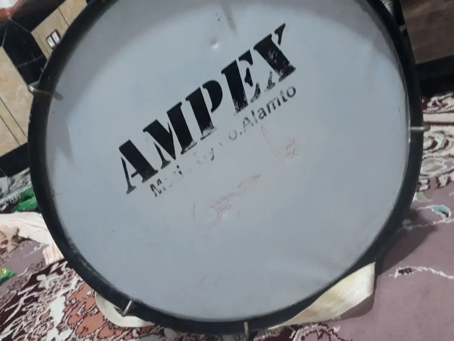 طبل محرم|درام و پرکاشن|خرم‌آباد, |دیوار