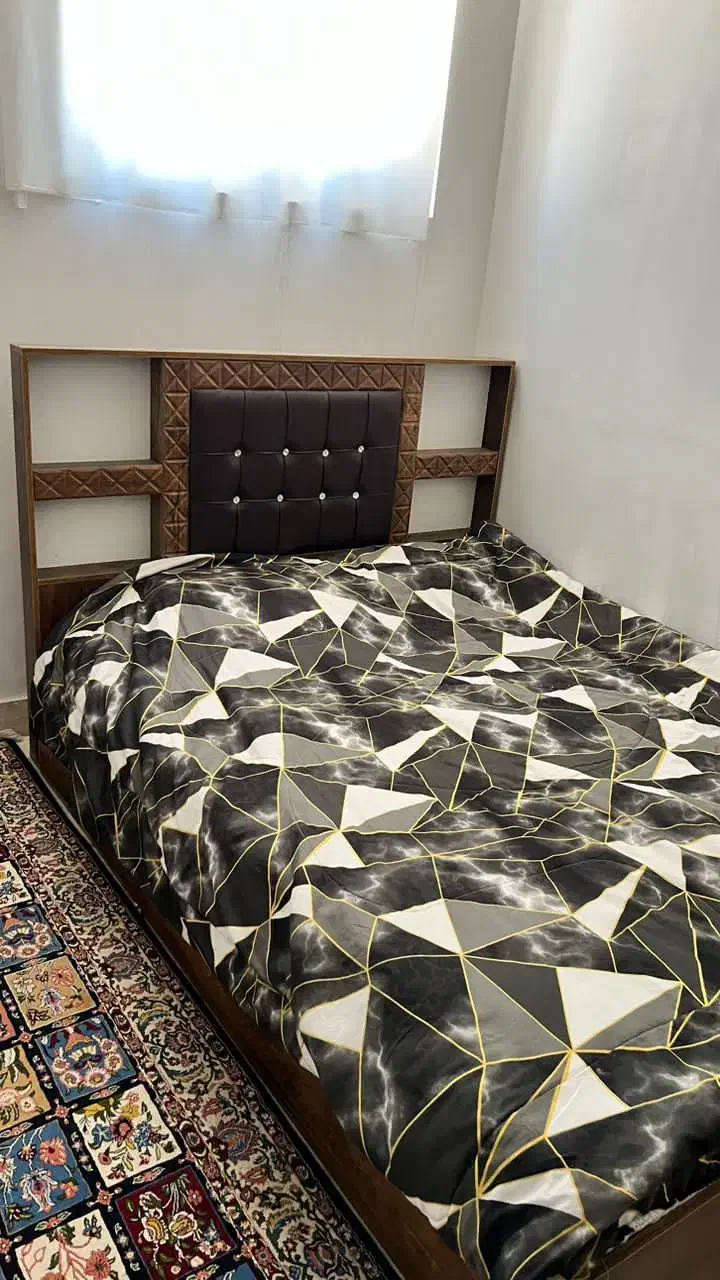 سرویس خواب چوبی|تخت و سرویس خواب|اصفهان, قهجاورستان|دیوار