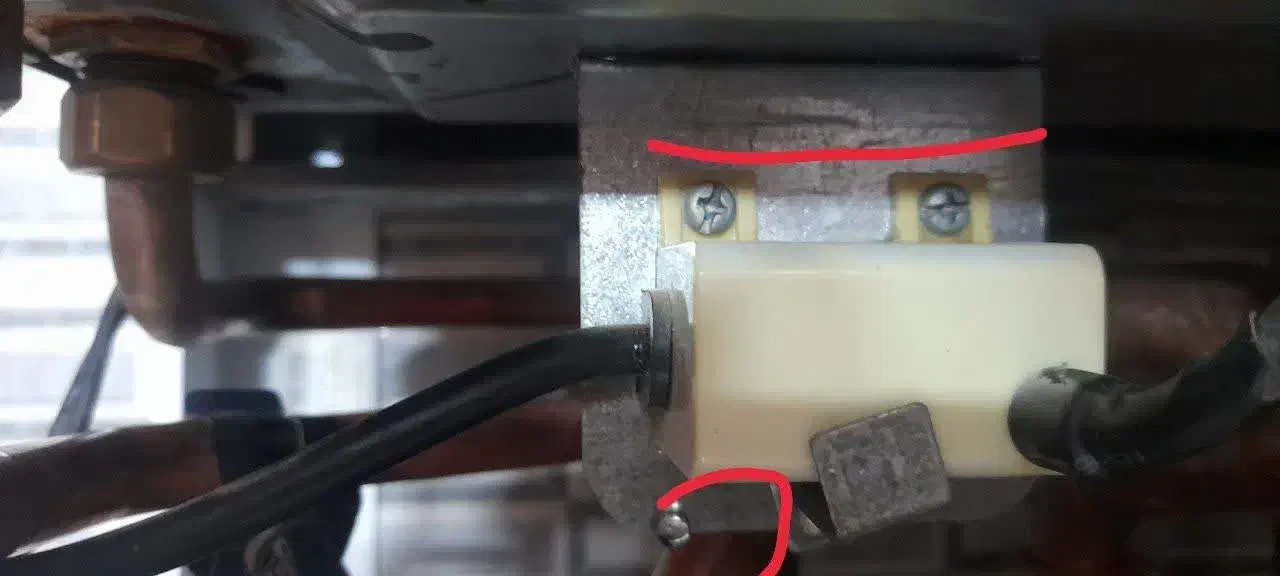 تعمیر فوری و تخصصی انواع پکیج در شیراز و صدرا|خدمات پیشه و مهارت|شیراز, قالیشویی|دیوار