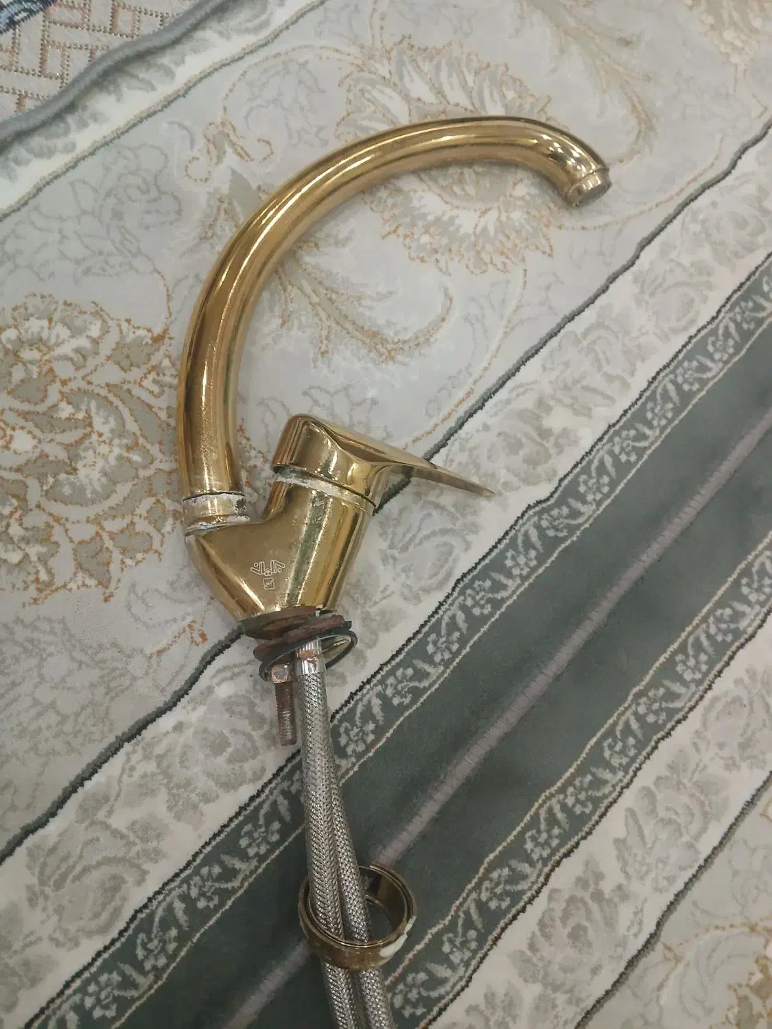 شیر آب ظرف شویی در حد نو|لوازم سرویس بهداشتی|سبزوار, قصبه شرقی|دیوار