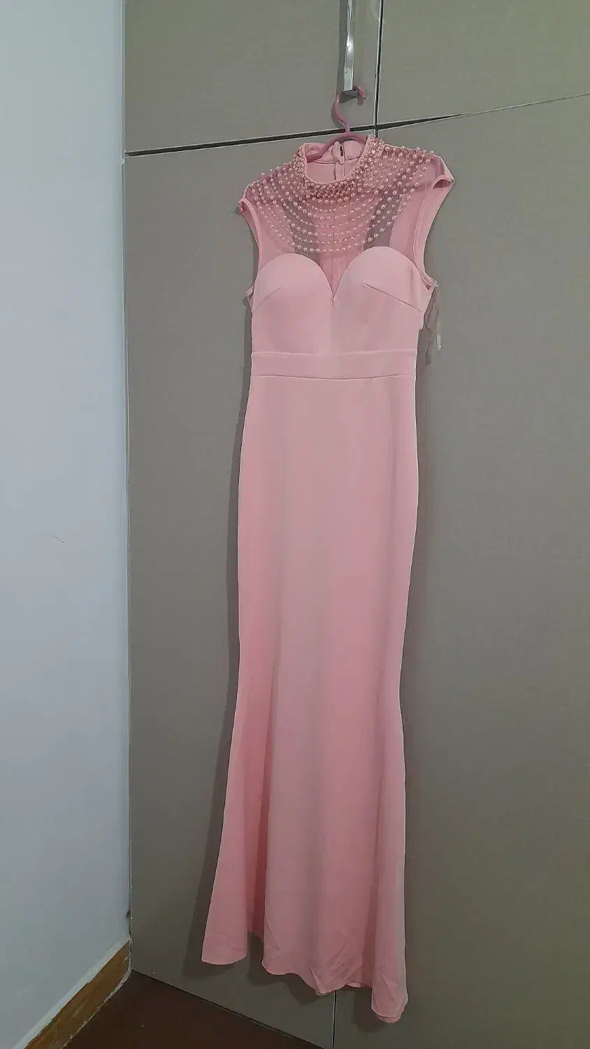 یک دست لباس مجلسی|لباس|بندرعباس, |دیوار