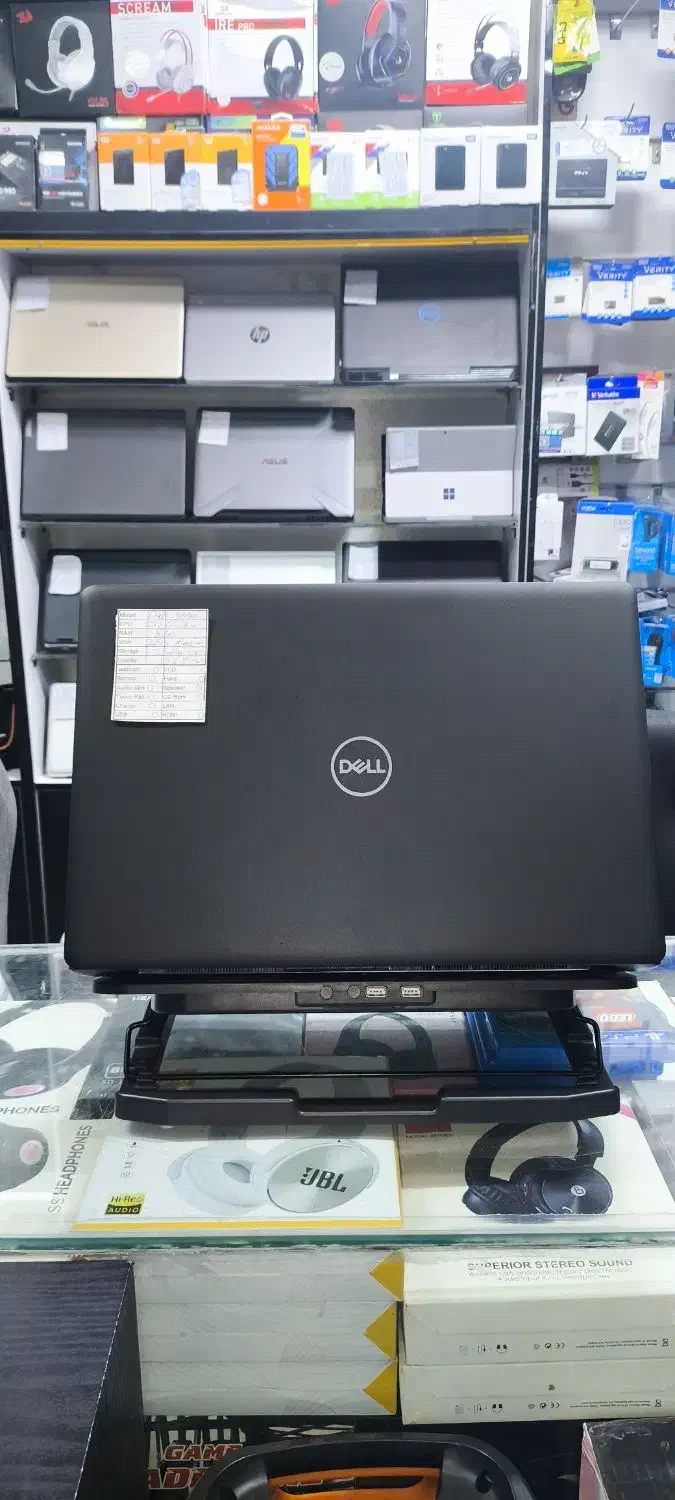 لپ تاپ مهندسی Dell 3590 با 2 گیگ گرافیک مجزا|رایانه همراه|ساوه, |دیوار