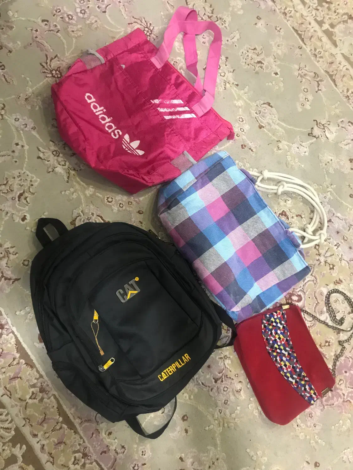 کوله پشتی|کیف، کفش، کمربند|رشت, تازه آباد|دیوار