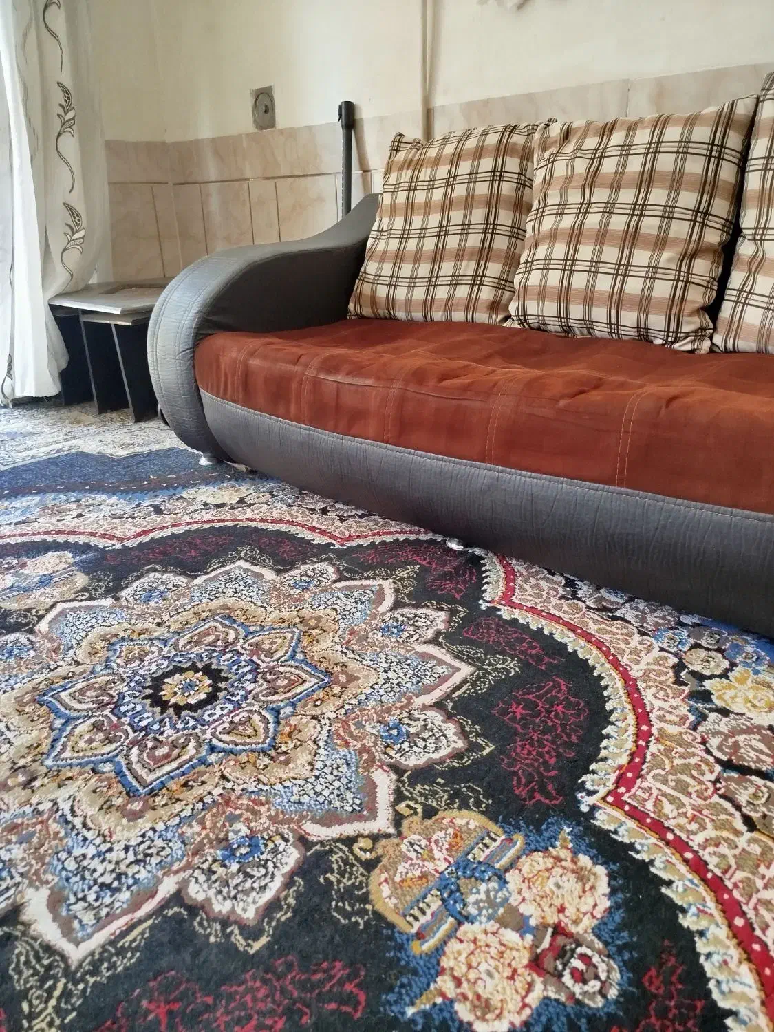 مبل 7نفره سالم|مبلمان خانگی و میز عسلی|مرودشت, ژیان|دیوار