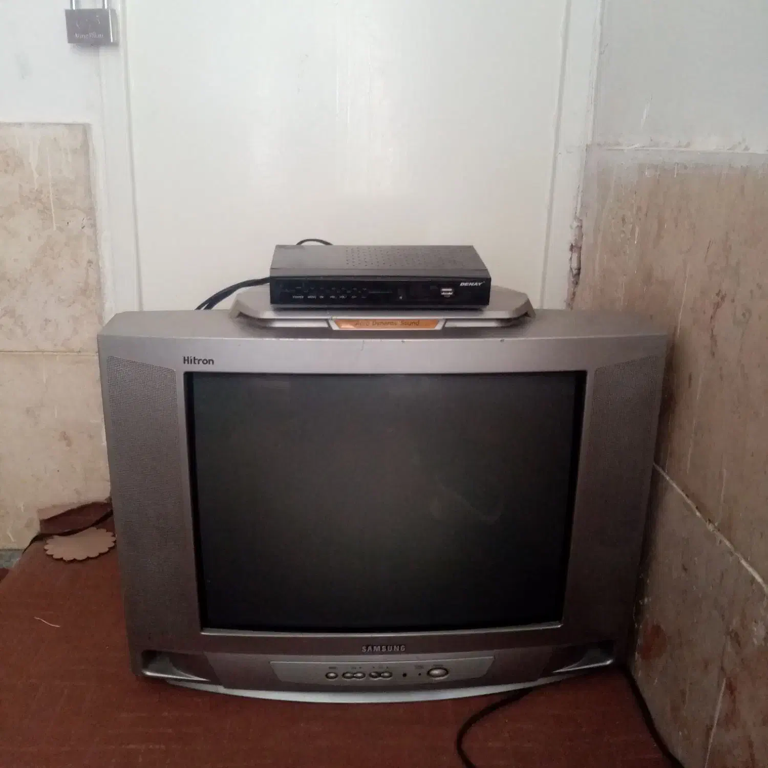 فروش تلویزیون ودستگاه دیجیتال|تلویزیون و پروژکتور|مشهد, یاس|دیوار