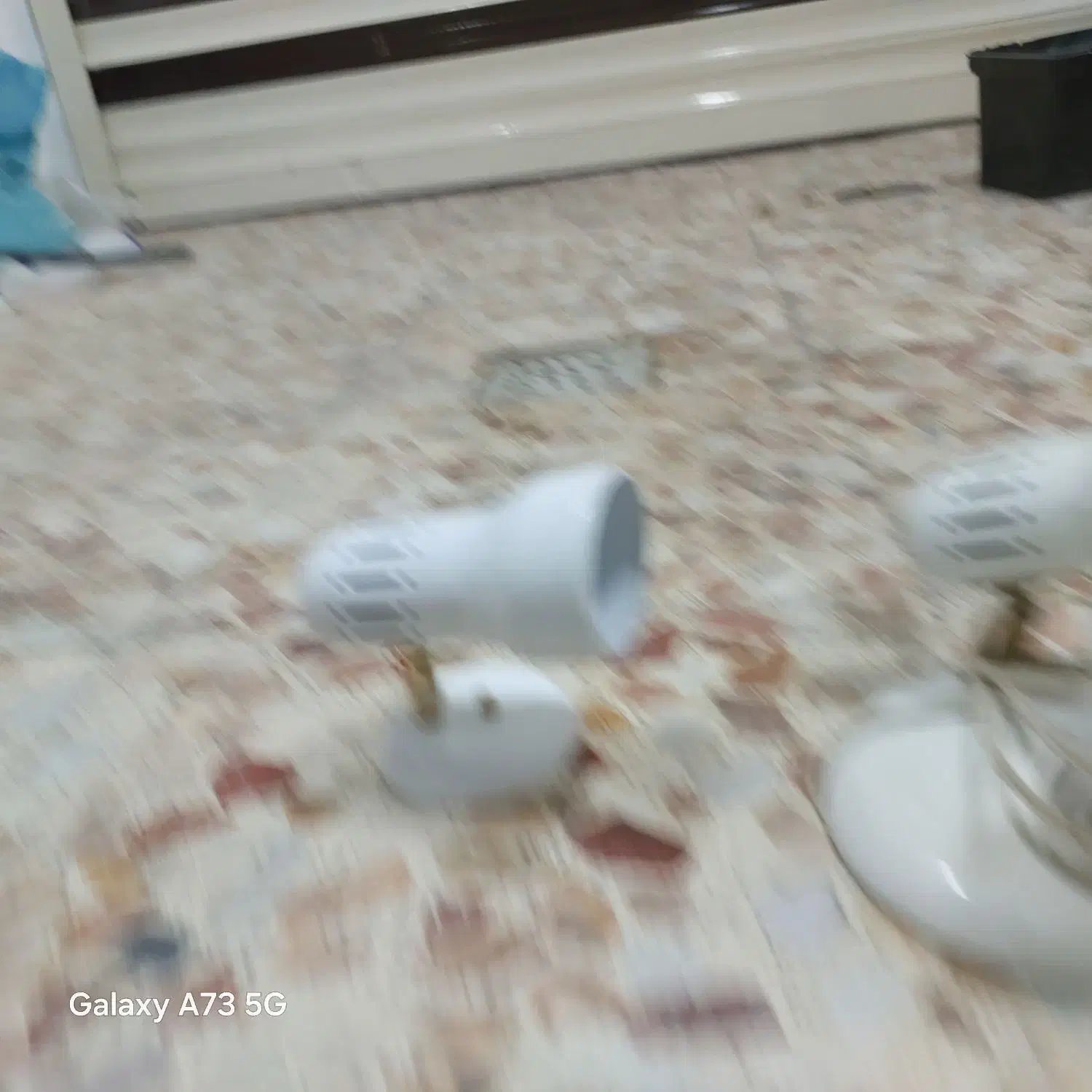 لوستر سقفی و دیواری|لوستر و چراغ آویز|لاهیجان, کوی آزادگان|دیوار