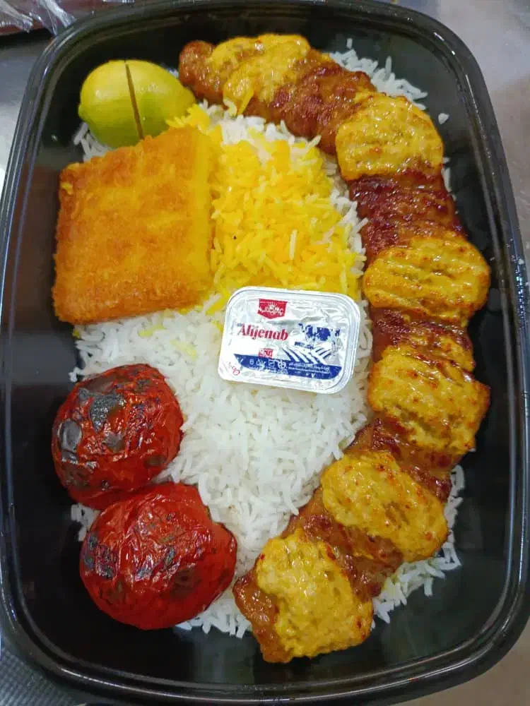 منشی خانم شب تهیه غذا توضیحات بخوانید|استخدام خدمات فروشگاه و رستوران|ری, شهید غیوری (ابن باویه)|دیوار