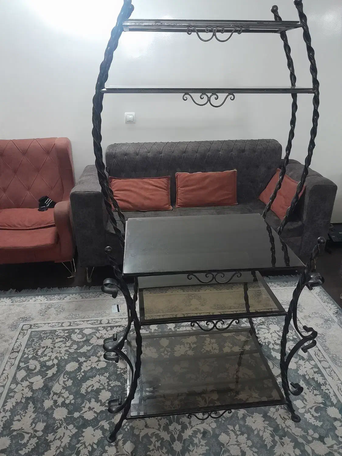 میز فرفورژه|میز تلویزیون|تهران, مشیریه|دیوار