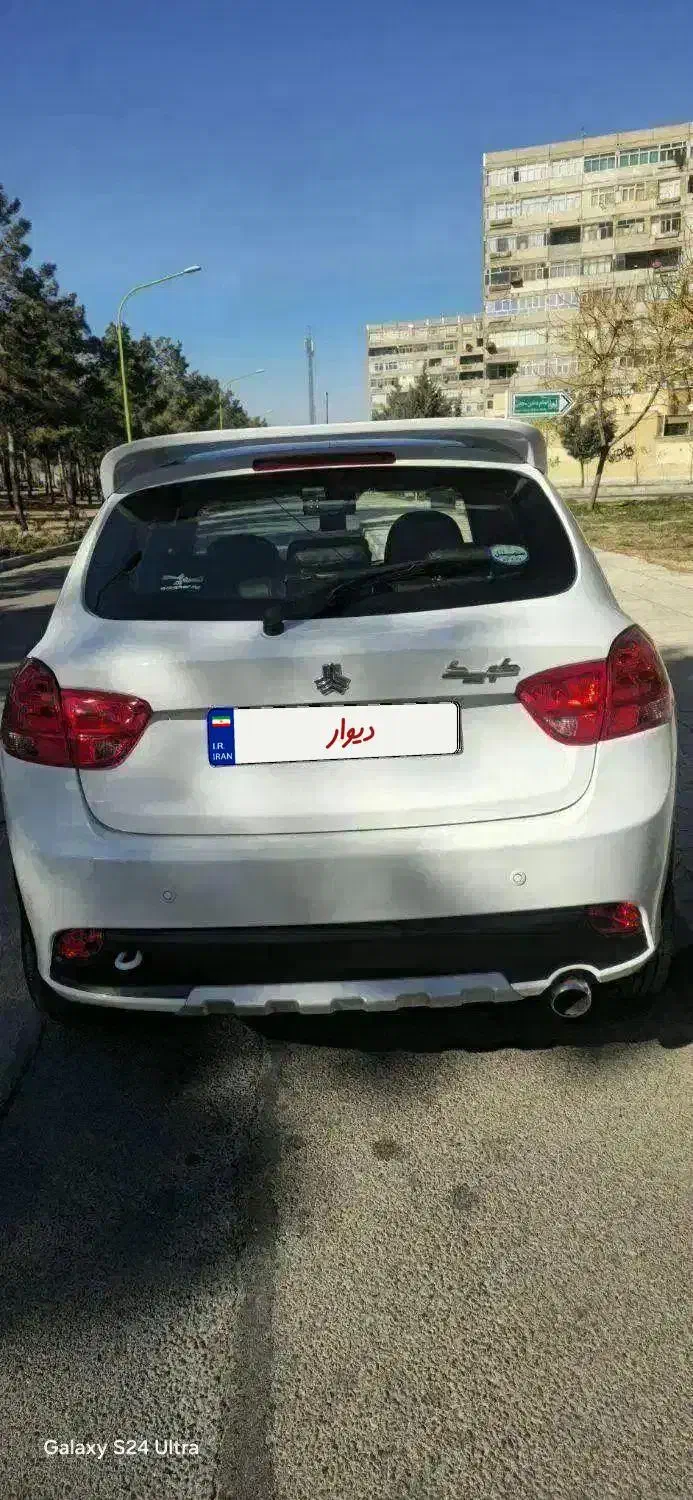 کوییک GXRLسفید مشکی ۱۴۰۴ در حد با جهاز|خودرو سواری و وانت|فولادشهر, B7|دیوار