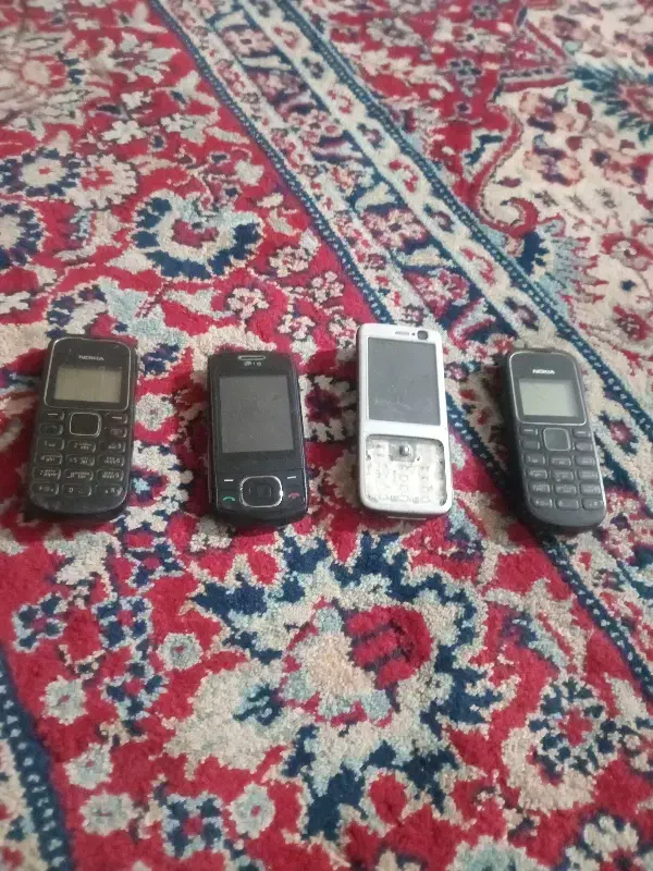 ۴نو گوشی|موبایل|یزد, |دیوار