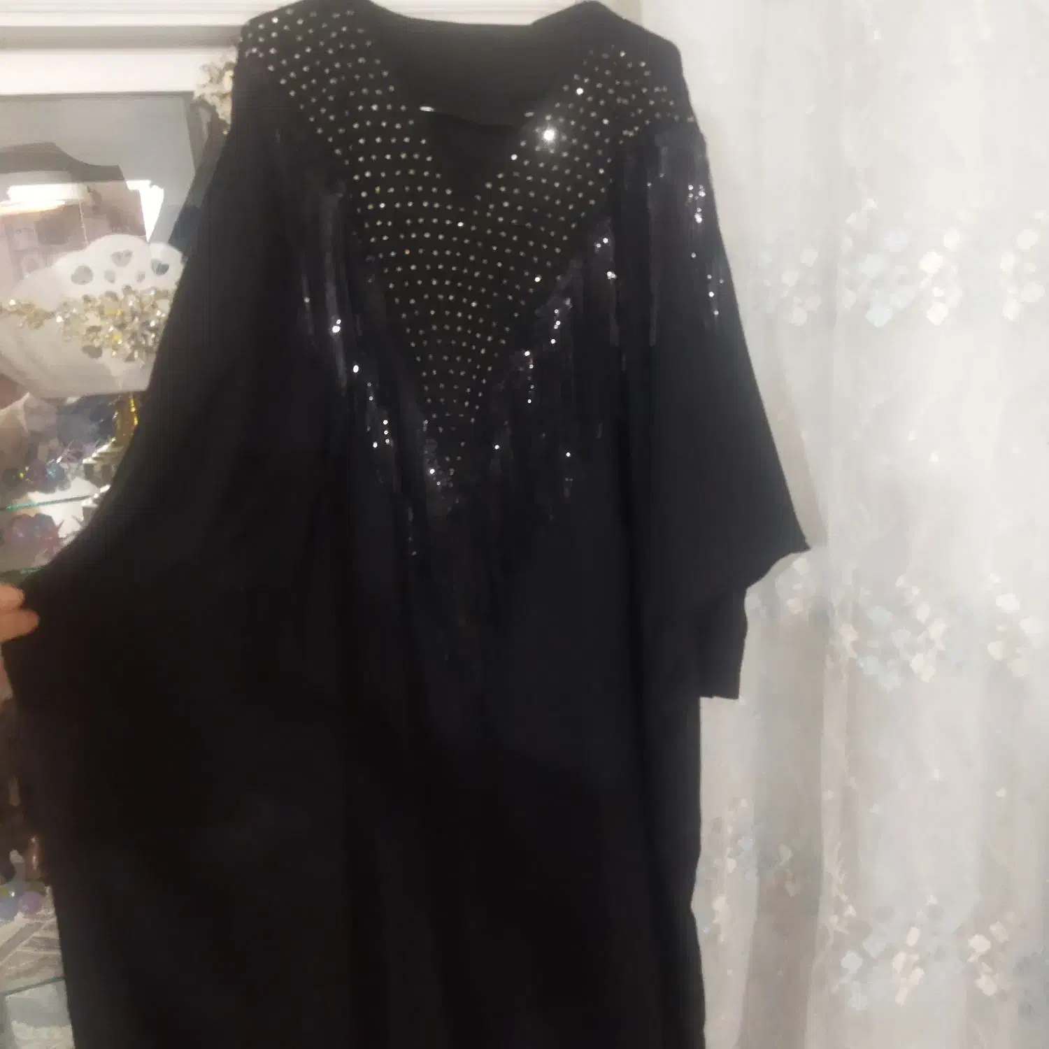 مانتو|لباس|یاسوج, |دیوار