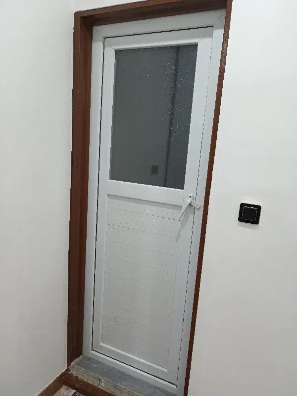 پنجره دوجداره پی وی سی به اندازه دلخواهpvc|خدمات پیشه و مهارت|رشت, کوی امام رضا|دیوار